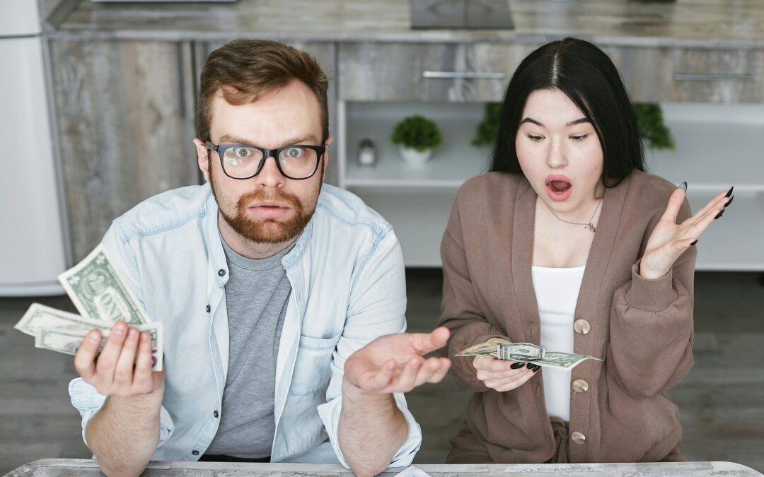 Bien gérer ses comptes dans le couple : compte commun, divergences et solutions